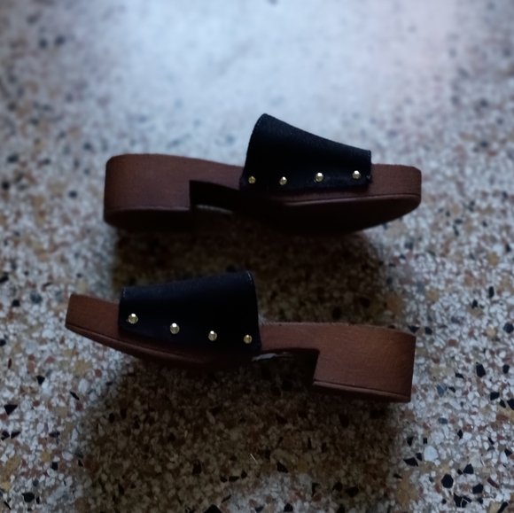 Black Slide clog - Picture 6 of 13